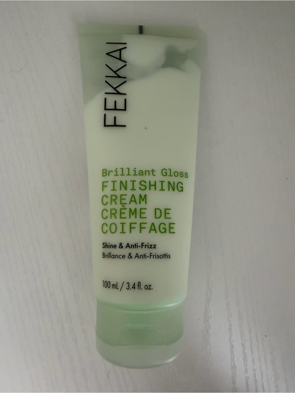 Fekkai Brilliant Gloss Finishing Cream — Light Green